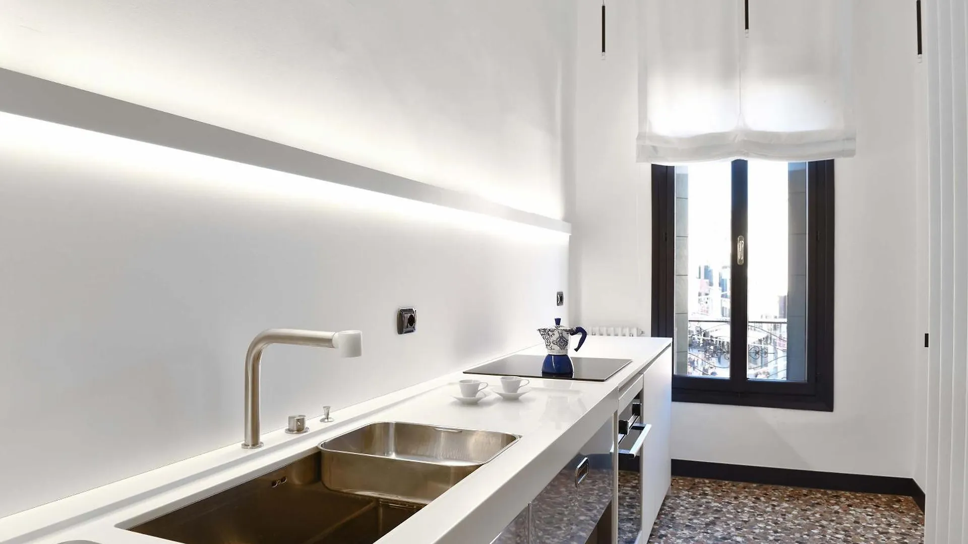Refugium Amoris - Apartment With Fantastic Roof Terrace Venice